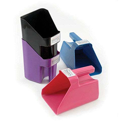 Shires Plastic Feed Scoop - 2qt (Pink)
