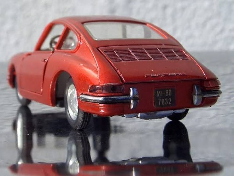 C067 中古品★ポルシェ★キッズカー★ドイツ製★レッド wap0407000phza_1.jpg