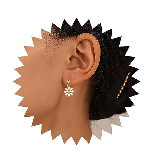Dervivea Boho Flower Stud Earrings – Elegant & Hypoallergenic