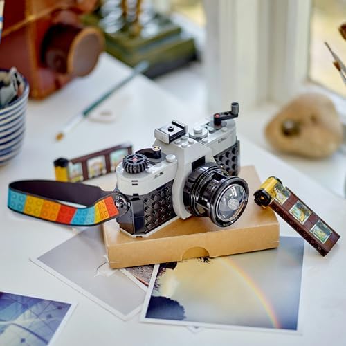 LEGO Creator 3’ü 1 Arada Retro Fotoğraf Makinesi 31147-8 Yaş ve Üzeri Çocuklar için Televizyon ve Video Kamera Model Seçenekleri İçeren Yaratıcı Oyuncak Yapım Seti, Doğum Günü Hediyesi (261 Parça) - Görsel 7