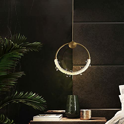 Lustre de chevet pour chambre afin d'éviter l'encombrement des tables de nuit
