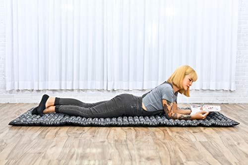 Image of Leewadee - Foldable Floor Mattress - Japanese Roll Up Futon -Trifold Tatami Mat- Guest Floor Bed - Camping Mattress - Thai Massage Mat, Kapok Filled, 75 x 28 inches, Black