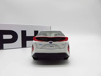 非売品　トヨタ　プリウス　ホワイトパール　クリスタルシャイン Amazon.co.jp: 京商 ASC MA03F-FWD トヨタ プリウス PHV