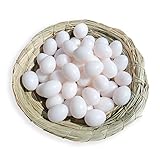 😊Material duradero: huevos de paloma de plástico sólido, lisos y redondos sin decolorarse. Forma realista, sin olor peculiar, resistente a las caídas y se puede usar repetidamente sin preocuparse por la rotura. Seguro y saludable para usar, no daña a su paloma ni a los huevos reales.