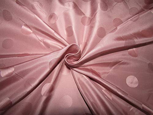 Taffetas de soie jacquard rose poudré 4m pour éviter les raccords sur vos grandes robes