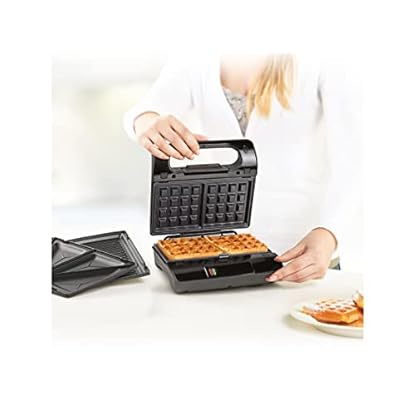 Princess Kontaktgrill 117002, Multigrill mit wechselbaren Grillplatten (Sandwich, Waffel, Grill), 700 Watt, 23x13cm Grillfläche, antihaftbeschichtet – Bild 3