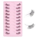 【Künstliche Wimpern】Jede unserer falschen Wimpern ist zu 100 % handgefertigt und besteht aus hochwertigem Fasermaterial, nicht aus echtem Nerz. Künstliche Wimpern von Oreola sind weich, tierversuchsfrei, hautfreundlich, ultraleicht und wiederverwendbar, so natürlich und flauschig wie Ihre eigenen Wimpern. Es ist eine gute Wahl als Geschenk und kann zu verschiedenen Anlässen verwendet werden.