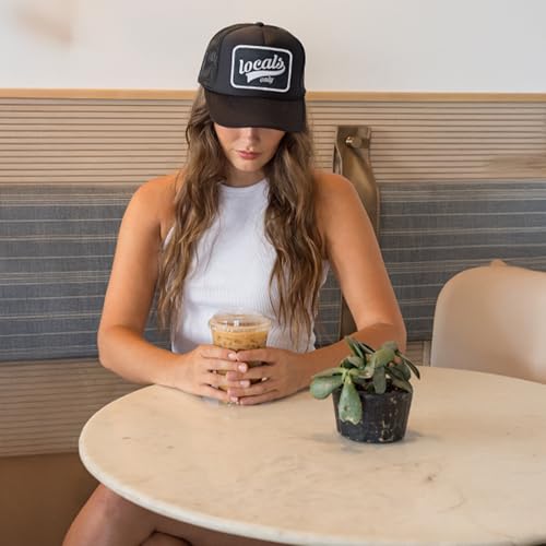 Image of Friday Feelin' Trucker Hat Women Men Baseball Caps American Hats USA Trucker Gift Fitted Cap All Season Festivals - One Size