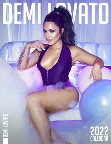 Demi Lovato Calendar 2022: Demi Lovato 2022 Planner with Monthly Tabs and Notes Section, Demi Lovato Monthly Square Calendar with 18 Exclusive Photos