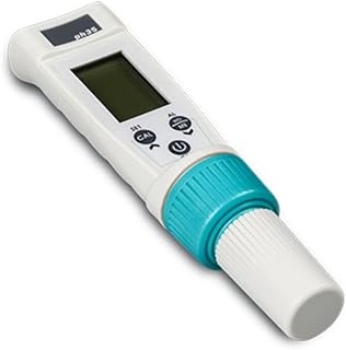 Portable Conductivity/Dissolved Oxygen/Free Chlorine Meter