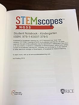 Paperback STEMscopes: Student notebook Book