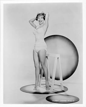 Terry Moore full length glamour pose in swimsuit and bare feet 8x10 inch photo