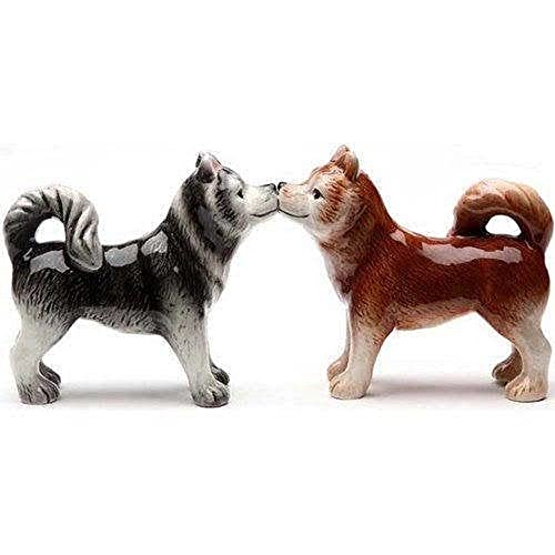 PTrading Magnetic Salt and Pepper Shaker Set, Kissing Siberian Huskies