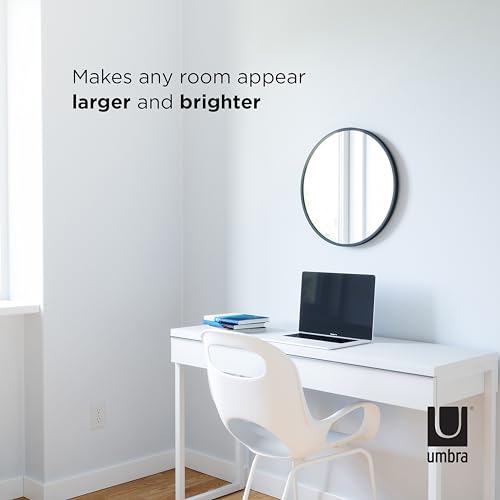 Umbra Hub runder Wandspiegel mit Gummirahmen, moderner Stil für Badezimmer, Eingangsbereich, Wohnzimmer und mehr, 46 cm, Schwarz
