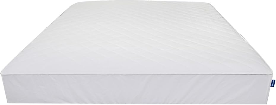 Premium Quilted Mattress Cover, White Breathable Bedspread with Elastic Edge, Fitted Style Bed Protection