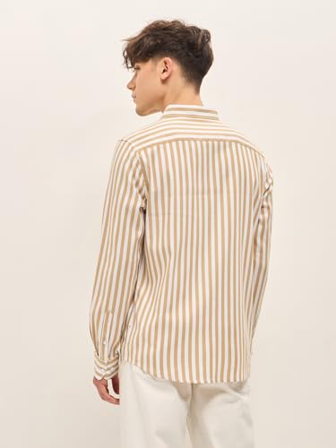 Image of THE BEAR HOUSE Men Spread Collar Vertical Striped Cotton Slim Fit Casual Shirt
