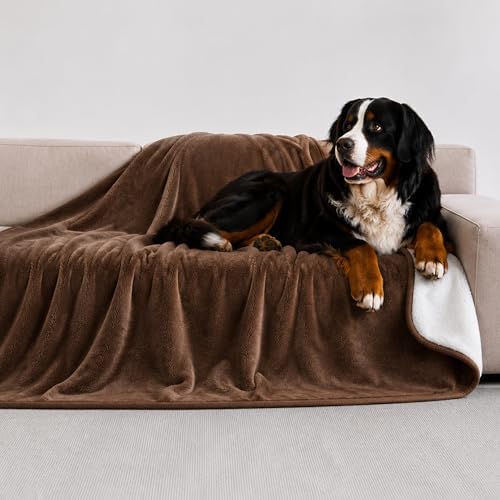 Twinzen wasserdichte Decke 127x152 cm - Sherpa Fleece Kuscheldecke | Reversibel · Hundedecke für Sofa & Bett · Waschbar · Schutzdecke · Flauschige Sofadecke · Katze & Hund