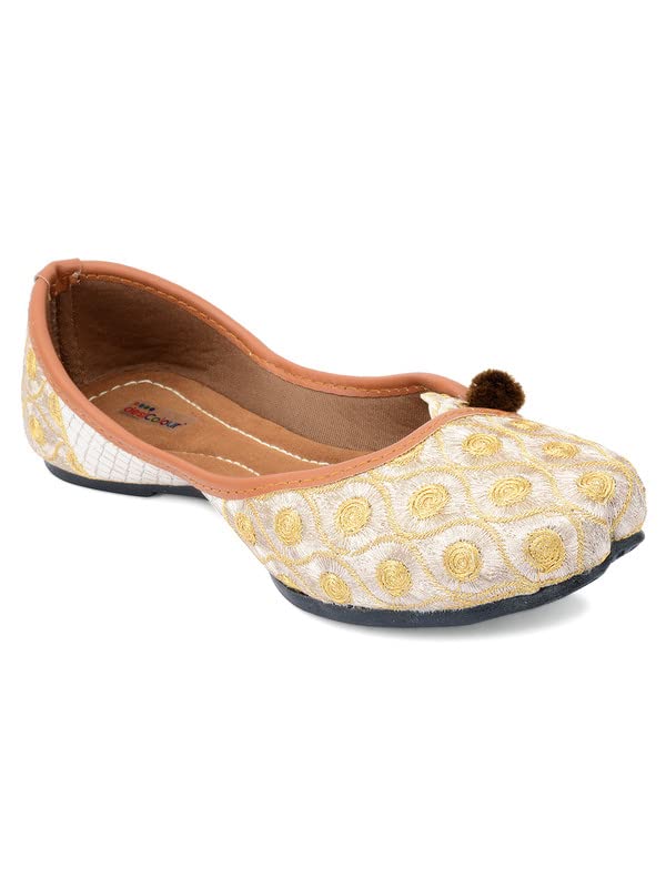 Women Ethnic Footwear Office wear Punjabi Jutti Mojari Gold Side Flip-1-image-32