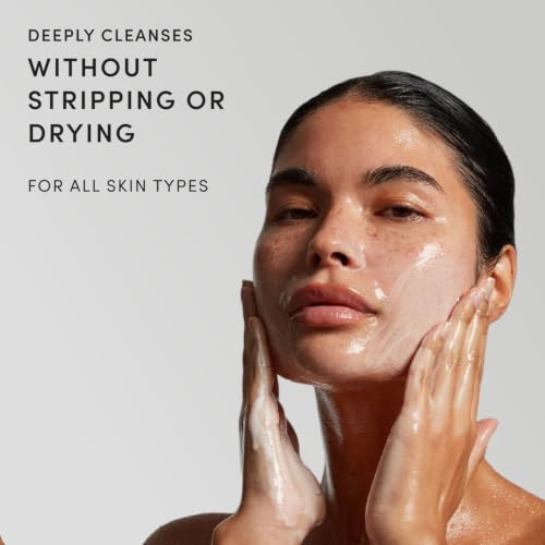 OUAI Detox Facial Cleanser - Face Wash with Glycolic Acid (7.8 fl oz) Alternate view