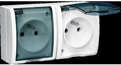 Simon SN5AQGZ1-2Z/11A Dual Socket 2 Pole + Earth Transparent Aquarius, 250 V, Plastic, White, Norme