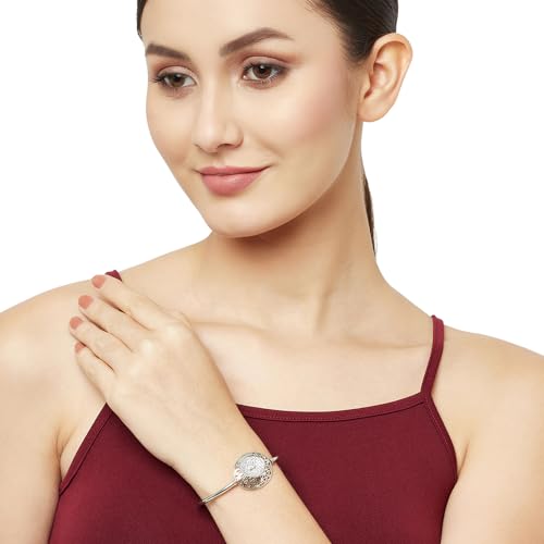 Sparkling Elegance Radiant Round CZ Bracelet