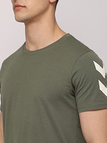 Image of hummel Legacy Round Neck Cotton Rich Half Sleeve Solid Regular fit Cottonpoly T-Shirt for Men Comfortable Soft Breathable Fabric Stretchable for Everyday Use Ideal for Casualwear