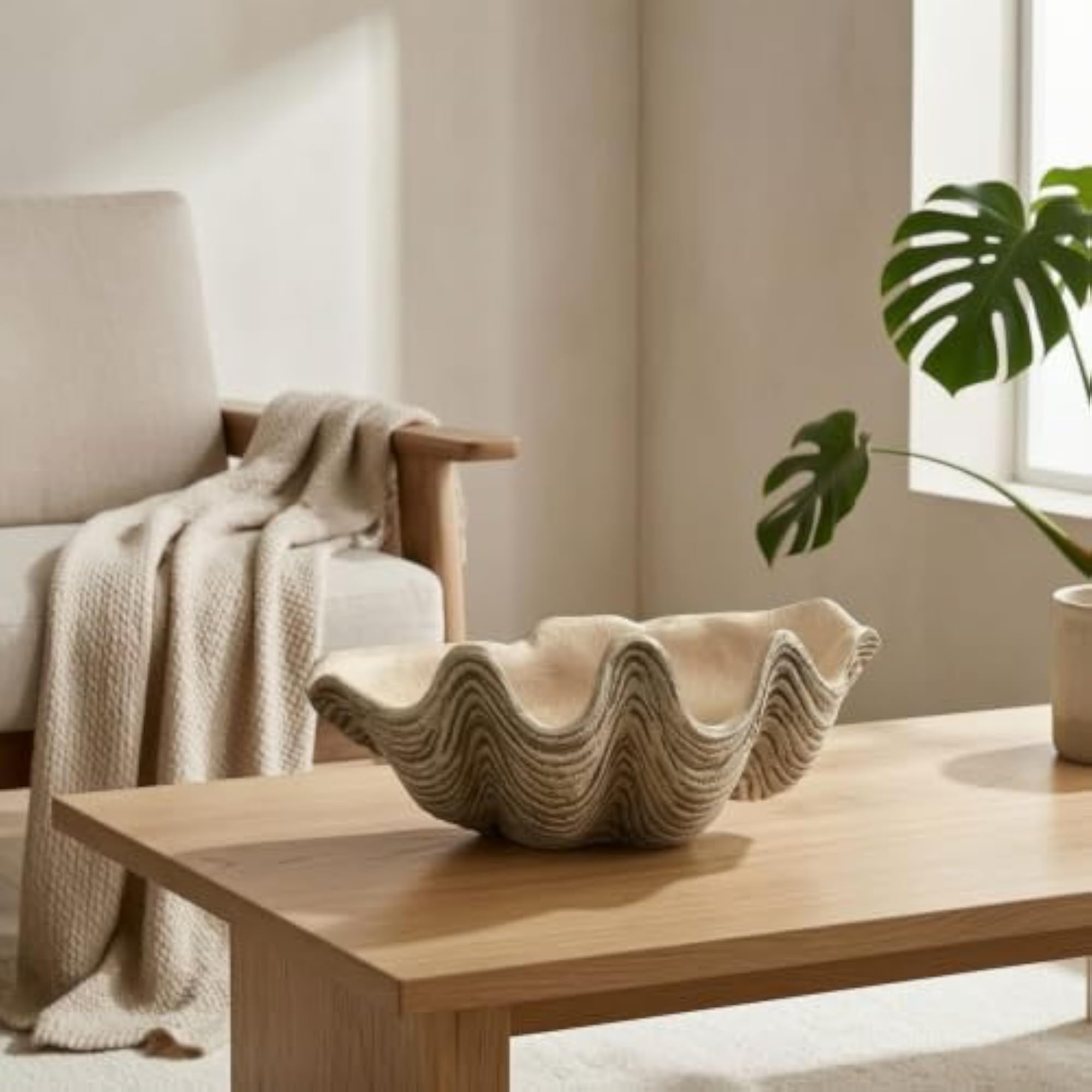 Coastal Tray, Artistic Scalloped Design