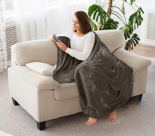 Image of Utopia Bedding Fleece Blanket Throw Size Brown 300GSM Luxury Anti-Static Fuzzy Soft Microfiber Blanket for Couch, Sofa and Bed (50x60 Inch)