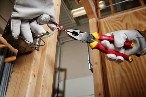 Milwaukee Alicate Universal 9