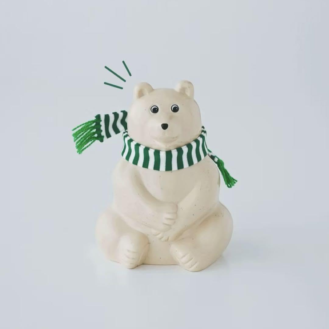 ※くまくん※　　　　　　　　　　　　　　【激レア 良品】ポーター Amazon.co.jp: 2023年限定 ボーダーマフラー付 しろくま貯金箱