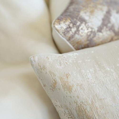 Housse de coussin moderne grand format pour décorer un salon