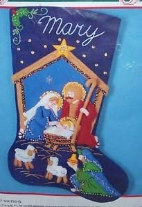 Bucilla Santa Belén calcetín de Navidad de felpa