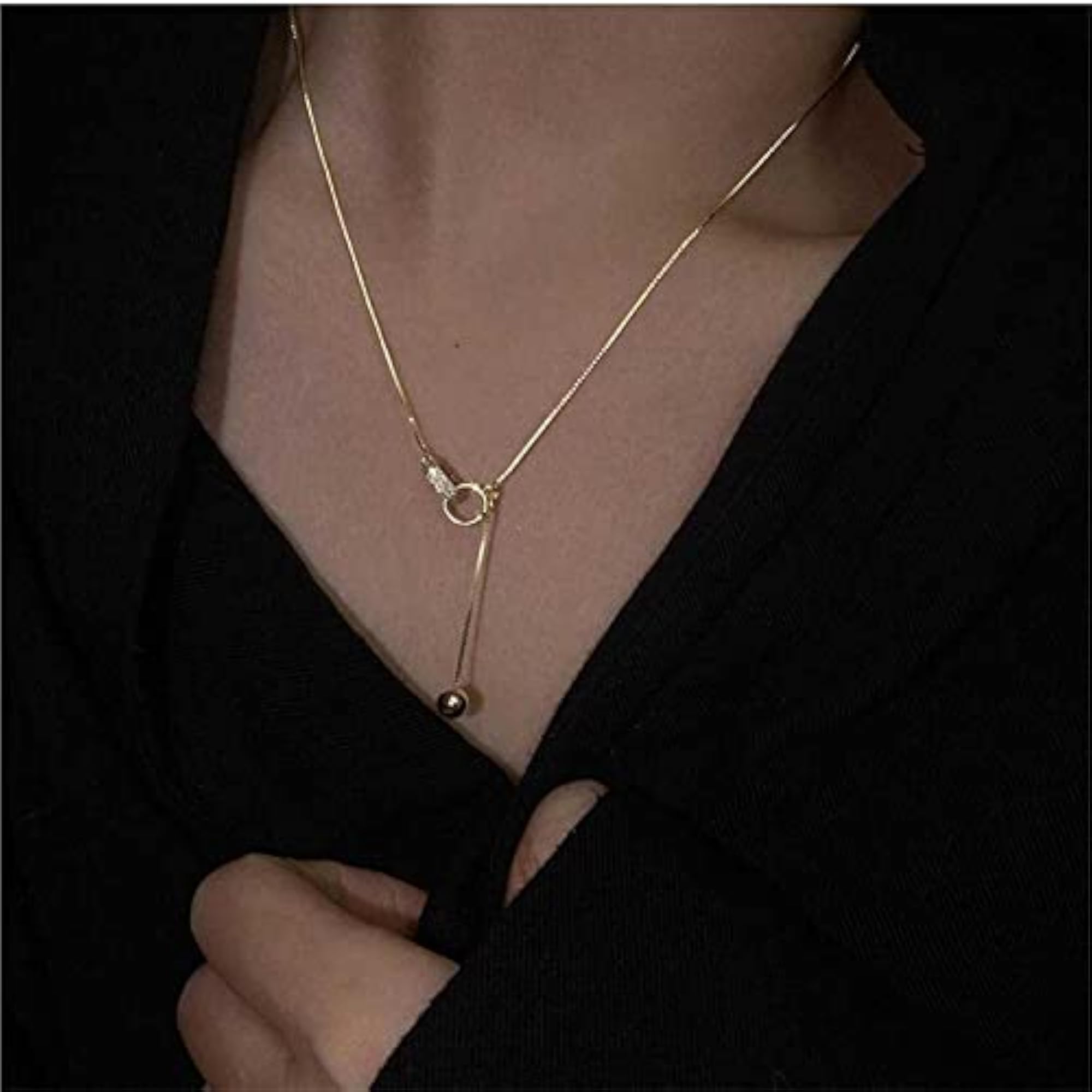 Bling Queen Interlocking Rings Y Pendant Necklace Circles Necklaces(Gold)