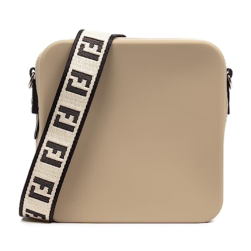 FIRENZE ARTEGIANI Libelulla. Bolso bandolera cuadrado, de silicona con correa diseño intercambiable. 19x8x19 cm. Color: Beige
