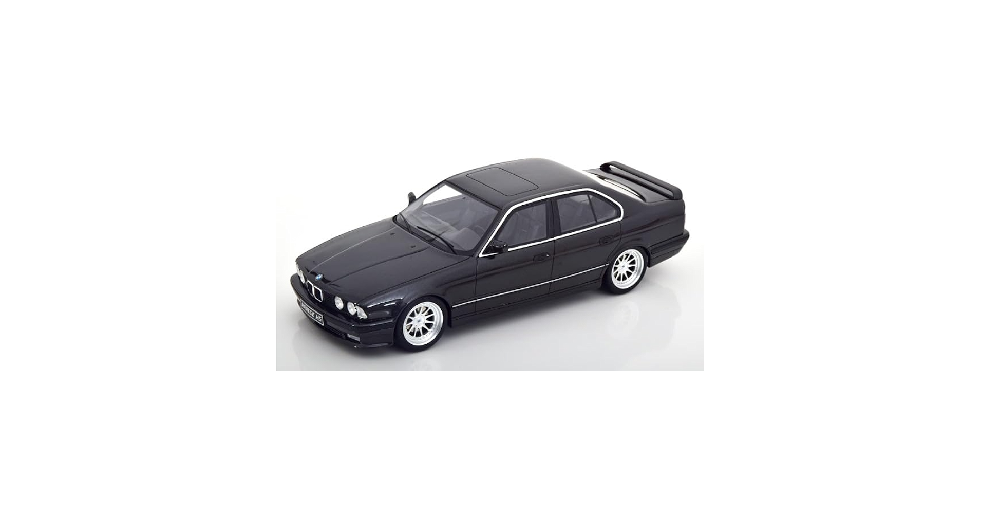 bmw プラモデル 81LLias8eGL._UF350,350_QL50_.jpg