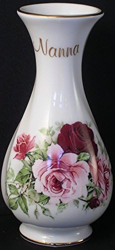 Nanna Bud Vase in Bone China