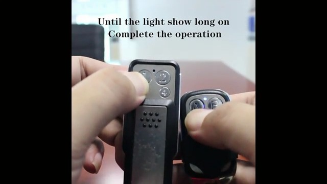 télécommande de porte de garage compatible avec modèles AVIDSEN 114253, 104257, 504257, 664700