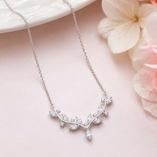 Image of Miss Highness 925 Silver Leaf Pendant Necklace for Women & Girls | Minimal Daily Wear | Silver Jewellery With Authenticity Certificate | Gift for Girlfriend Wife | With Chain Pendant
