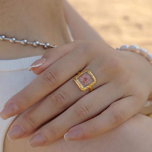 Handmade Dried Flower Statement Ring for Women Gold Plated Stainless Steel Adjustable Pressed Blossom Forget-Me-Not Flowers Open Band Rings Wedding Holiday Jewelry Gift2