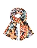 Pañuelo rectangular para mujer con mezcla de patrones en diferentes tonos. Colección de accesorios Desigual HW21.
