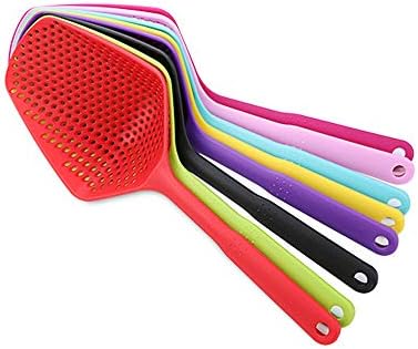Ogquaton 1PCS Plastic Scoop Colander with Long Handle Drain Strainer Slotted Spoon Kitchen Gadget Cooking Tool Black Creative and Useful