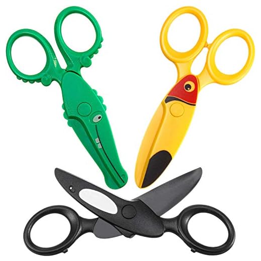 3 Pieces Toddler Safety Scissors in Animal Designs, Kids Preschool Training Scissors Child Plastic Art Craft Scissors for Paper-Cut (Dolphin, Crocodile and Toucan Bird)