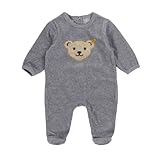 FÜR KLEINE ENTDECKER: Die lockere Passform des Babystramplers bietet Raum für Aktivität und Bewegung, um die Welt zu entdecken. Dabei hat der flauschige Teddybär auf der Brust immer alles im Blick
