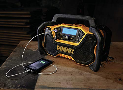 DEWALT DCR028B Jobsite Radio - Image 8