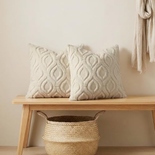 decorUhome Set of 2 Faux Fur Cushion Covers 45x45 cm, Decorative Soft Plush Fluffy Velvet Cushion Cover 18X18 Inch,Square Boho Neutral Pillow case for Sofa, Beige