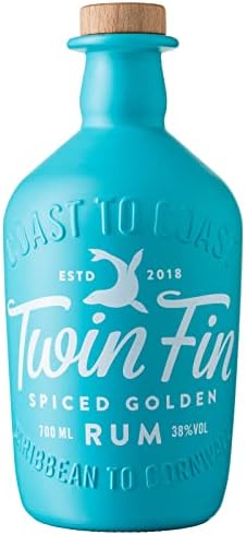 Twin Fin Spiced Golden Rum | Caribbean Rum Spiced in Cornwall | Smooth Vanilla, Exotic Citrus & A Light Smokiness | Pair with Ginger Beer & Lime Wedges | Epic Mojitos | 38% vol | 70cl