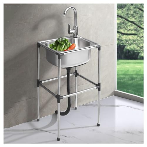 Évier de cuisine avec robinet pour laver facilement les grands récipients