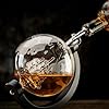 Bourbon Decanter In Vetro Soffiato A Mano Con Nave - 1150ml, Base In Rovere - 3