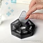 Deke Home - Petit organisateur hebdomadaire de pilules (2 Pack), distributeur de pilules rondes pour le voyage, Mini Organisateur de pilules, Porte-médicaments compacts, Trieurs de pilule 7 Jours, Conteneur de vitamine portable, BPA Gratuit (catégorie alimentaire)