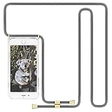 MIT HANDYKETTE: Am Necklace Case ist außerdem eine Umhängekette angebracht, die mittels Ösen am Schutzcover befestigt ist. So kannst Du Dein Telefon auch komfortabel um den Hals tragen!